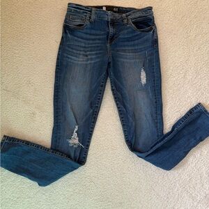Kut from the Kloth Mia Toothpick Skinny jeans. Size 8